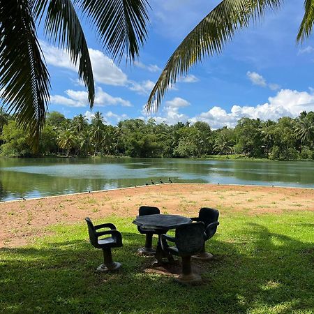 Yonan River Face Safari Resort Udawalawe Exterior foto